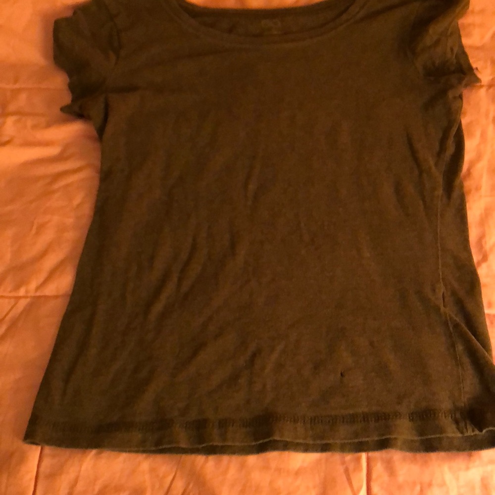 Brown tee